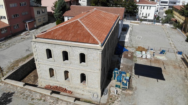 Foto - Tarihi kışla ayağa kaldırılıyor