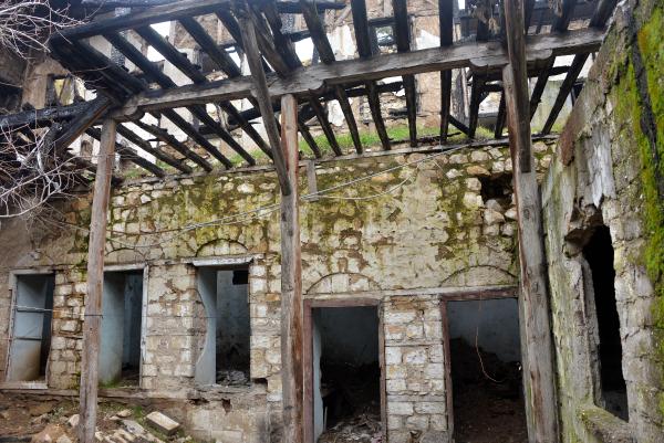 Foto - Tarihi konaklar, madde bağımlıların meskeni oldu