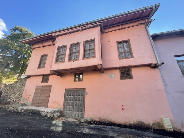 Foto - Tarihi mahallede kerpiç evler kaydedildi