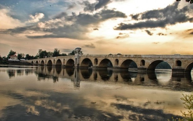 Tarihi Meriç Köprüsü