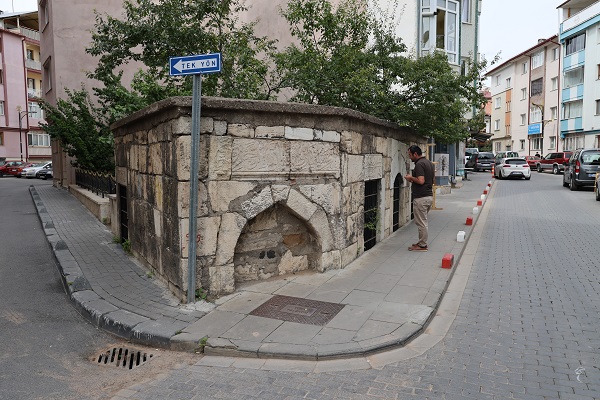 Foto - Tarihi mezar taşına işlenmiş! Bu sembolün sırrı ne?