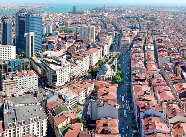 Foto - Tarihi şehri gezerken çoğu zaman aklımıza takılır... İstanbul'un semtlerinin ismi nereden geliyor?