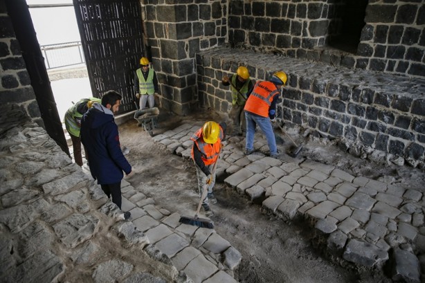 Foto - Tarihi surlarda ortaya çıkarıldı! Aslına uygun olarak onarılacak