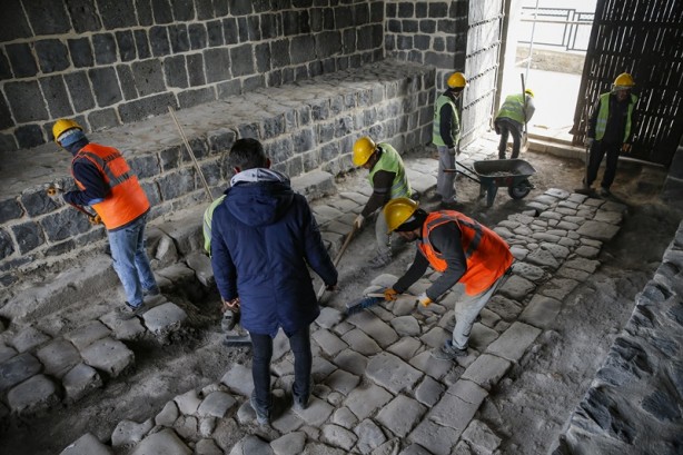 Foto - Tarihi surlarda ortaya çıkarıldı! Aslına uygun olarak onarılacak