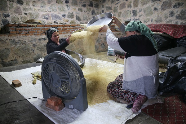 Foto - Tarihi taş değirmende 20 kişiye istihdam sağlanıyor
