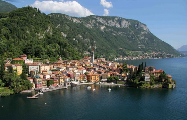 Foto - Tarihi Varenna şehri güzelliğiyle göz dolduruyor
