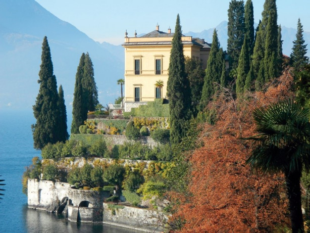 Foto - Tarihi Varenna şehri güzelliğiyle göz dolduruyor
