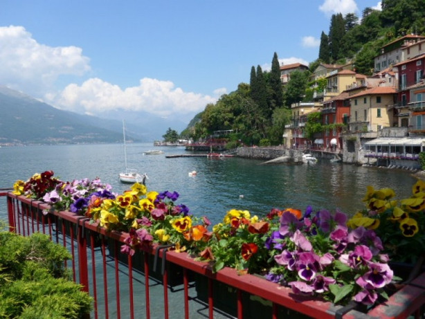 Foto - Tarihi Varenna şehri güzelliğiyle göz dolduruyor