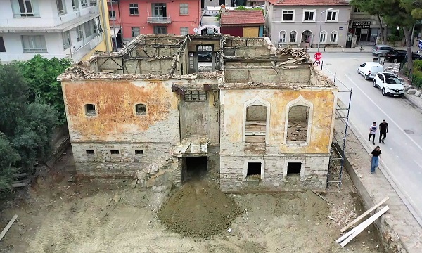 Foto - Tarihi yapı turizme kazandırılacak