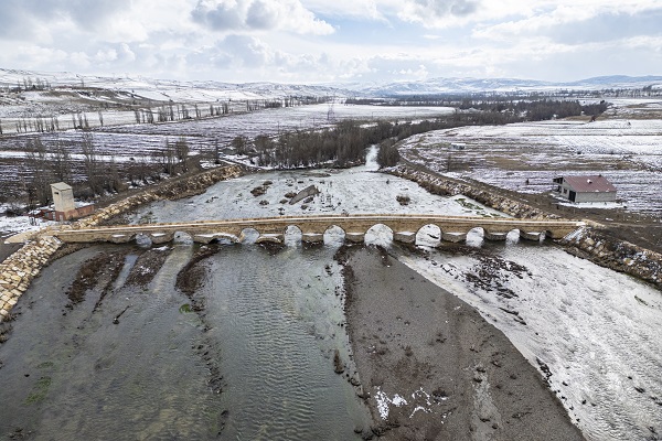 Tarihi Yıldız Köprüsü havadan görüntülendi