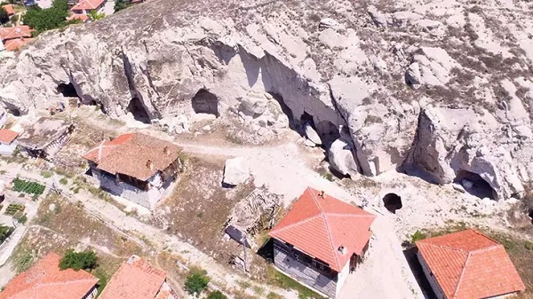 Foto - Tarihi yolculuğa çıkaran köy: Mahkemeağcin köyü