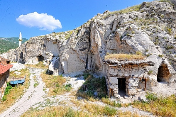 Foto - Tarihi yolculuğa çıkaran köy: Mahkemeağcin köyü