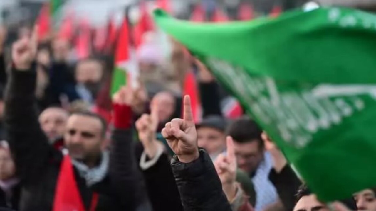 Foto - Tarihi yürüyüşten duygulandıran kareler! "Dün Ayasofya, bugün Emevi, yarın Aksâ