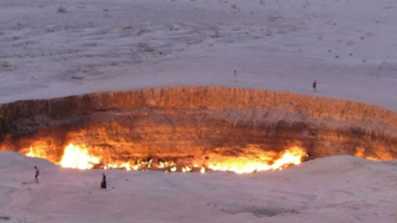 Foto - Herkesin gözü orada: Cehenneme açılan kapı kapanmaya başladı