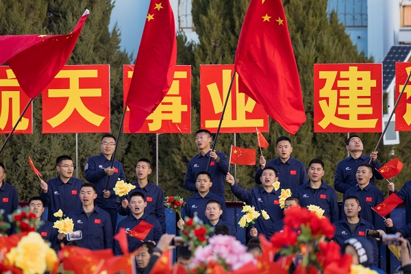 Foto - Tarihin en genci! Uzay yolculuğu başladı