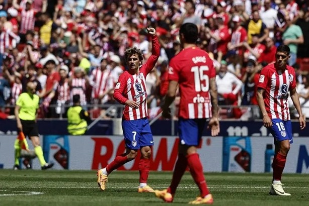 Foto - Tarihin en iyi futbol takımları belli oldu! Fenerbahçe ile Galatasaray arasında şaşırtan fark