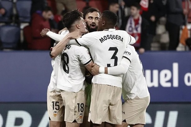 Foto - Tarihin en iyi futbol takımları belli oldu! Fenerbahçe ile Galatasaray arasında şaşırtan fark