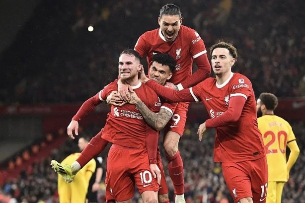 Foto - Tarihin en iyi futbol takımları belli oldu! Fenerbahçe ile Galatasaray arasında şaşırtan fark