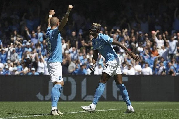 Foto - Tarihin en iyi futbol takımları belli oldu! Fenerbahçe ile Galatasaray arasında şaşırtan fark
