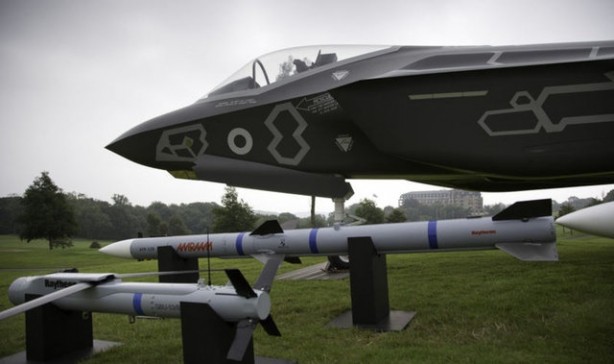 Foto - Dünyanın en pahalı savaş uçağı!