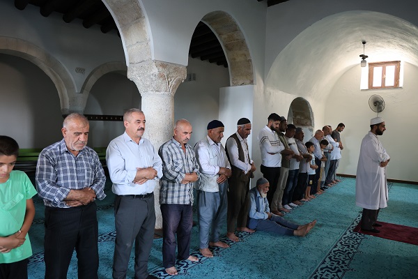 Foto - Tarihle iç içe ibadet! Bu cami tam 1375 yıldır ibadete açık