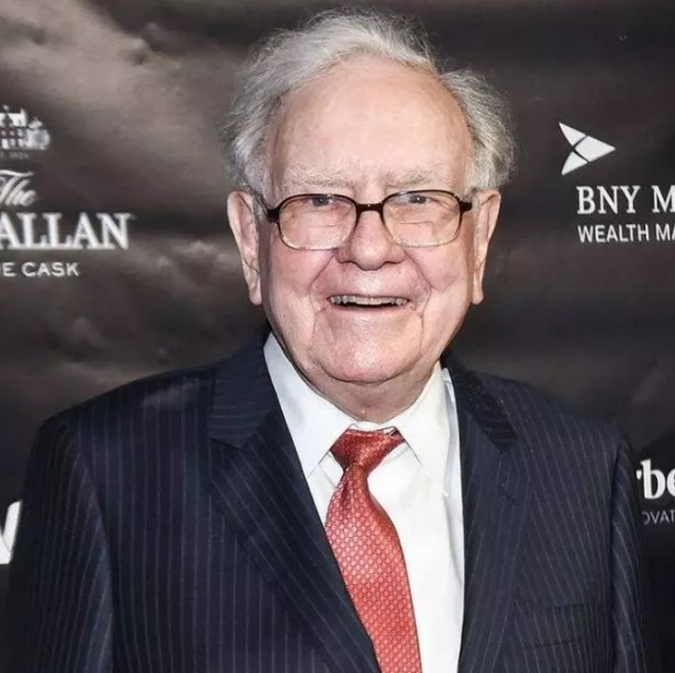 Foto - Tarihte bir ilk! O kadının parasını duyanın ağzı açık kalıyor...