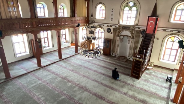 Foto - Tarihteki hiç bir kötü hadise bu camiyi durduramadı! 433 yıldır ezan okunuyor