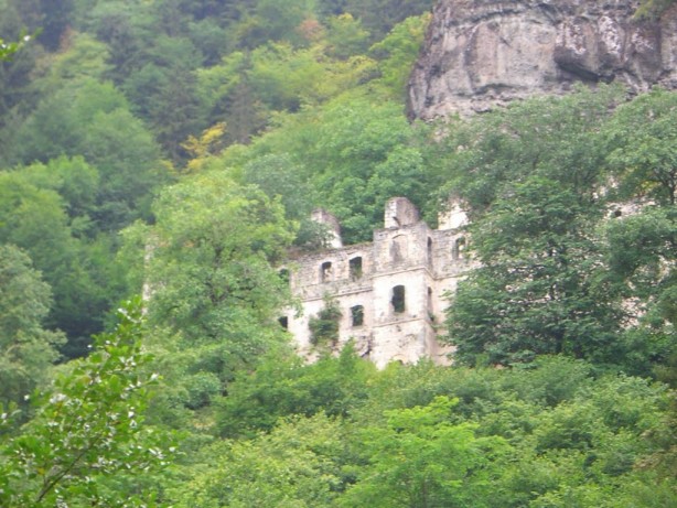 Foto - Tarihten bir köşe: Vazelon Manastırı