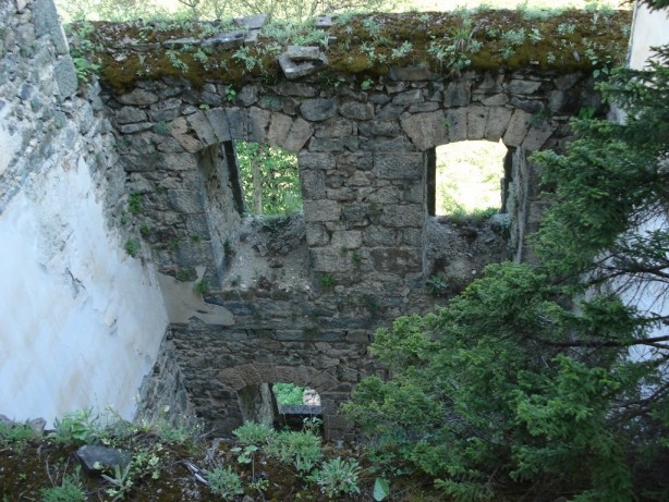 Foto - Tarihten bir köşe: Vazelon Manastırı