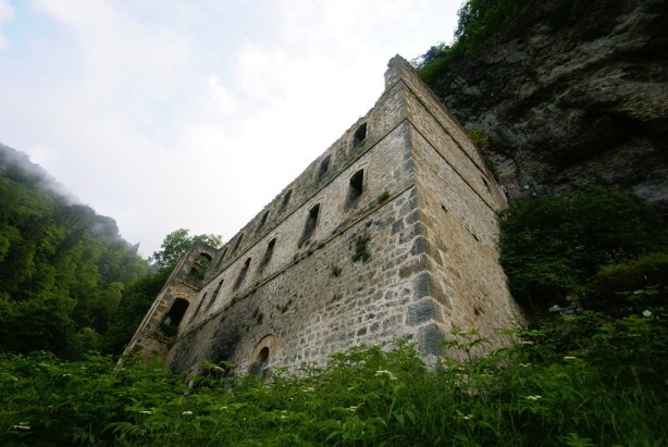 Foto - Tarihten bir köşe: Vazelon Manastırı