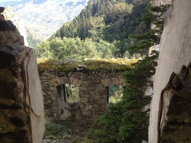 Foto - Tarihten bir köşe: Vazelon Manastırı