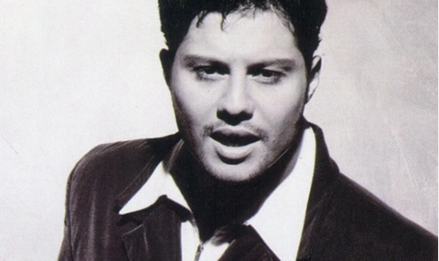 Foto - Eşinle gezme, ailenden bahsetme denen şarkıcı Mirkelam söylenenleri yapmayınca başına bakın ne geldi! Harbiden skandal