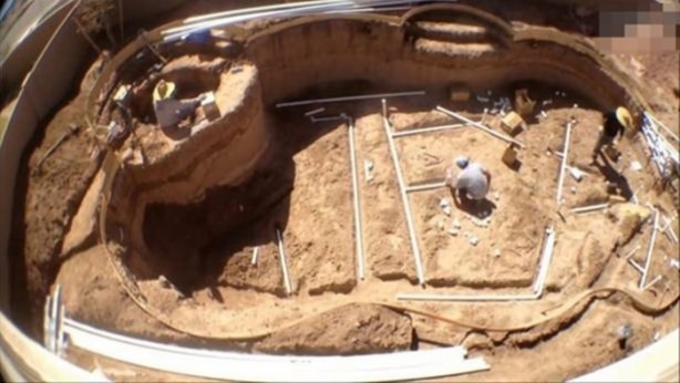 Foto - Tarla sürerken öyle bir şey buldular ki!