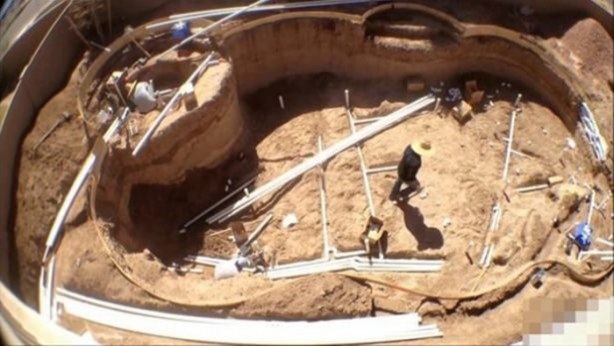 Foto - Tarla sürerken öyle bir şey buldular ki!