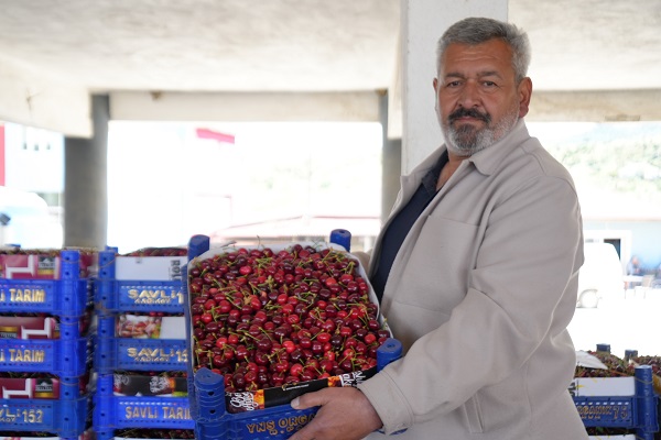 Foto - Tarladan 39 TL'ye çıkıyor markette 199 TL