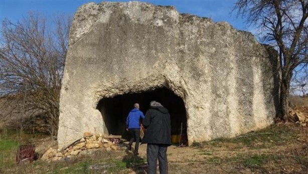 Foto - Tarlanın ortasında bulunmuştu! Kime ait olduğu ortaya çıktı