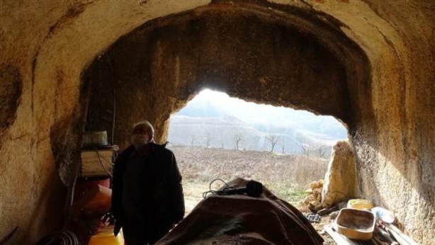 Foto - Tarlanın ortasında bulunmuştu! Kime ait olduğu ortaya çıktı