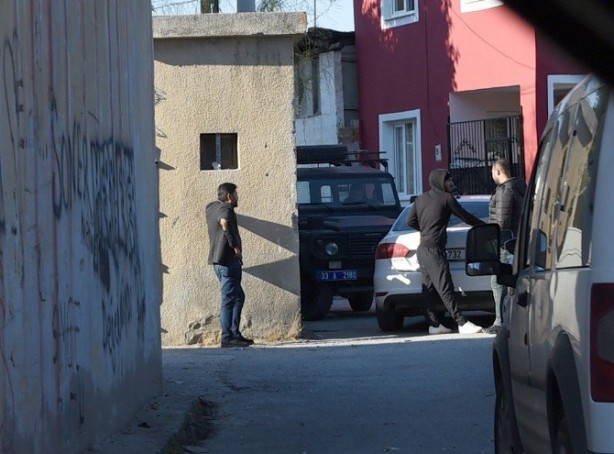 Foto - Tarsus’ta ki kazı hala gizemini koruyor! Başka boyuta geçen bir kapı mı var?