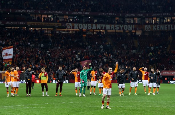 Foto - Tartışılan pozisyonlara spor yorumcuları ne dedi?