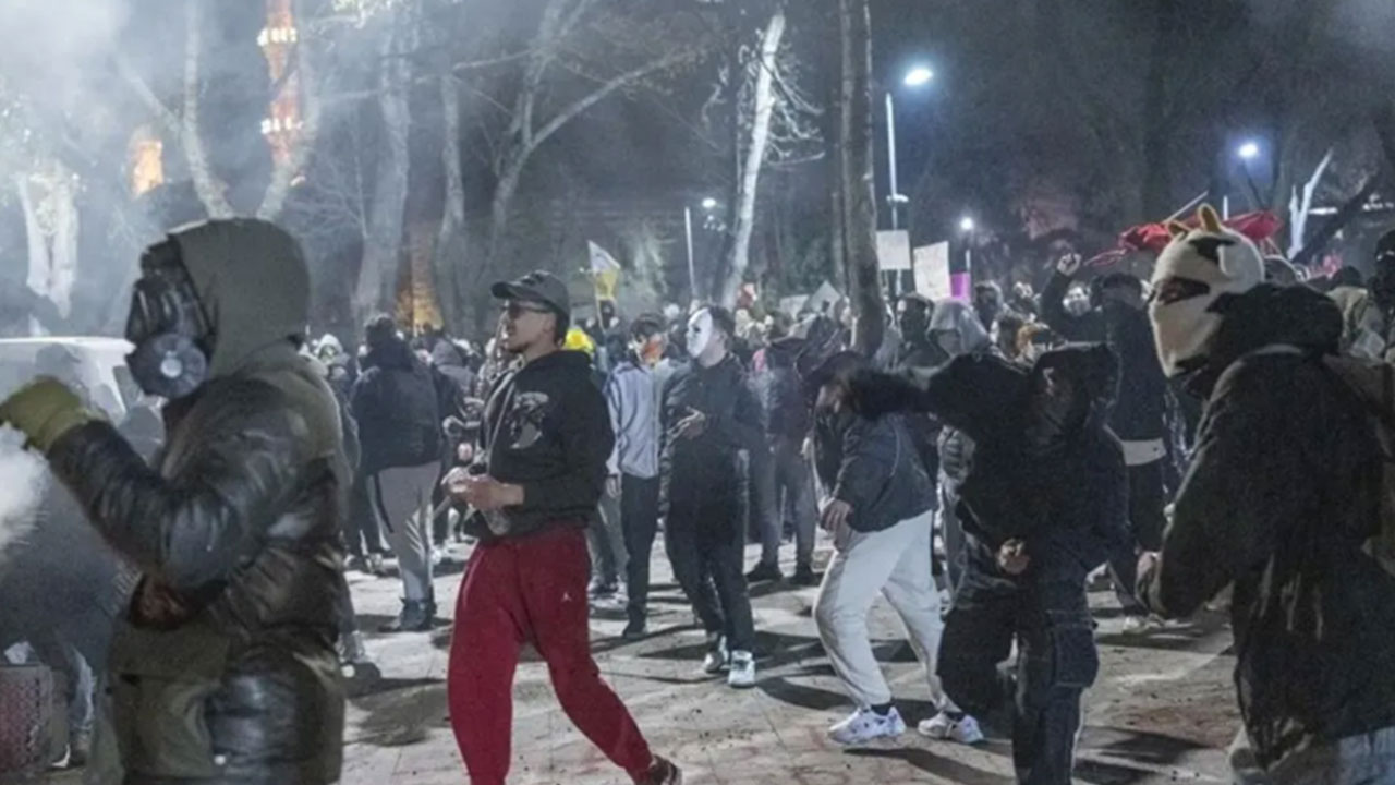Foto - Tartışmalı görüntüler sonrası Mücahit Birinci'den yeni paylaşım: Hata yaptım! Burnumu sokmamam gerekirdi