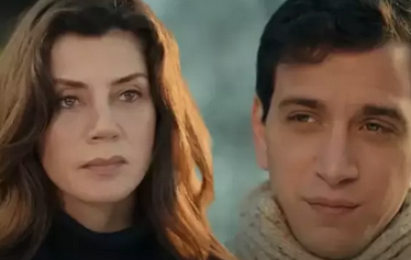 Foto - Tartışmalı Ömer dizisinde ünlü isim veda ediyor: Beklenmedik ayrılık! Yer yerinden oynayacak