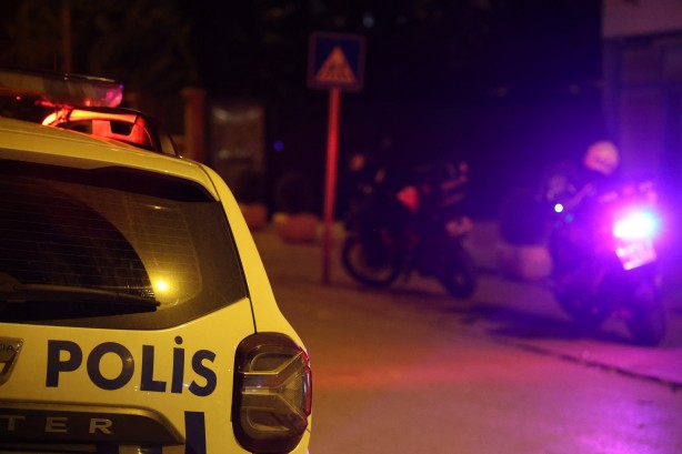 Foto - Tartıştığı kişiyi vurdu, polise ateş açıp kaçtı