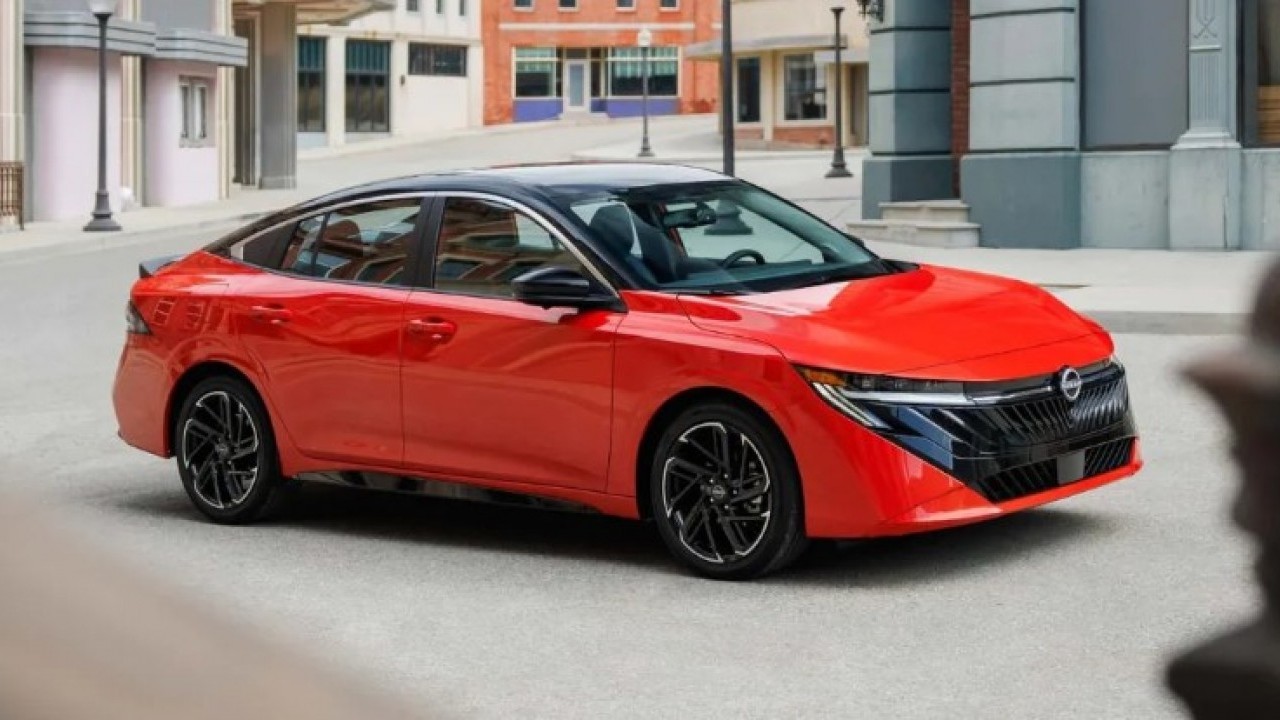 Tasarımı baştan sona değişti: İşte yeni Nissan Sentra!