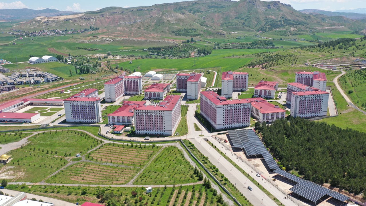 Tasarruf dönemi başlıyor! Dev yurtta elektrik maliyeti bu sistemle düşecek