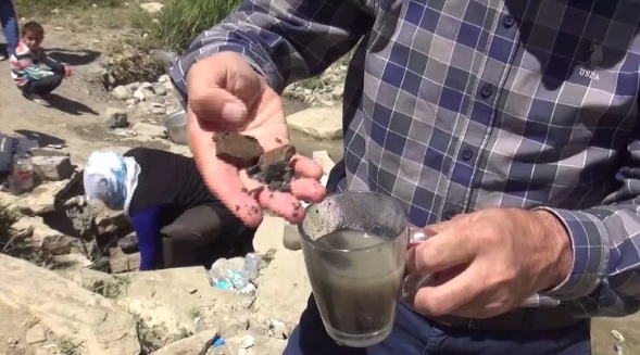 Foto - Taşı eriten su bulundu! Kana kana içiyorlar