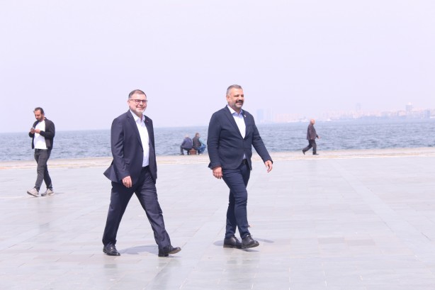 Foto - Taşlar, sopalar havada uçuşmuştu! AK Parti ve CHP'li başkanların hareketi gündeme oturdu