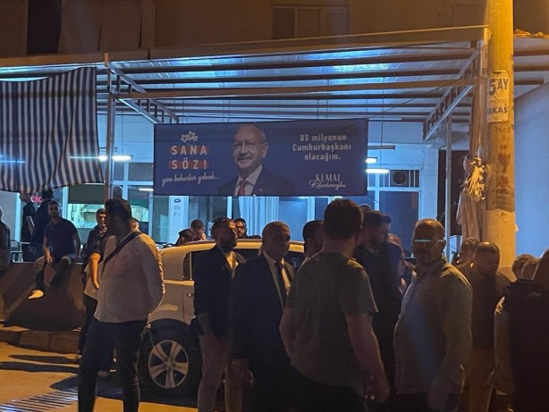 Foto - Taşlar, sopalar havada uçuşmuştu! AK Parti ve CHP'li başkanların hareketi gündeme oturdu