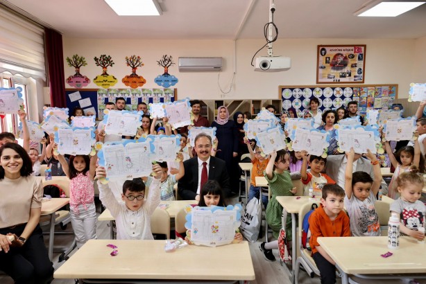 Foto - Tatil başlıyor Milyonlarca öğrencinin karne heyecanı