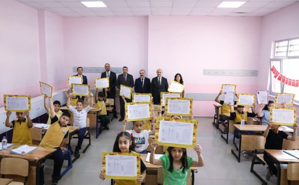 Foto - Tatil başlıyor Milyonlarca öğrencinin karne heyecanı