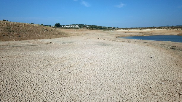 Tatil yerinde alarm! Bodrum’da su krizi: İlçe halkı tedirgin, barajda su bitti